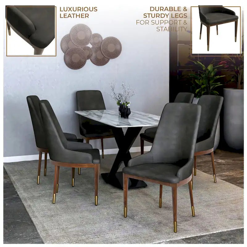 Chaise de salle à manger moderne rembourrée en cuir avec dossier haut en mousse
